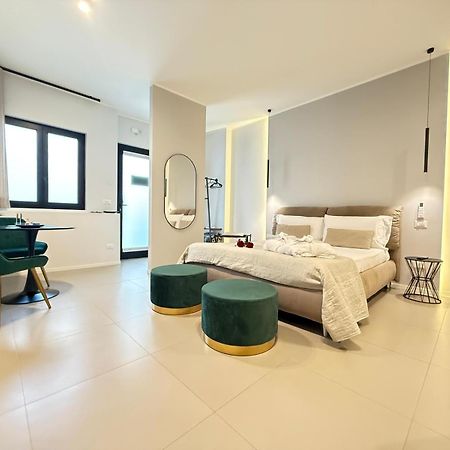 Luxury Apartment - Suite Cavour Bari Exterior foto