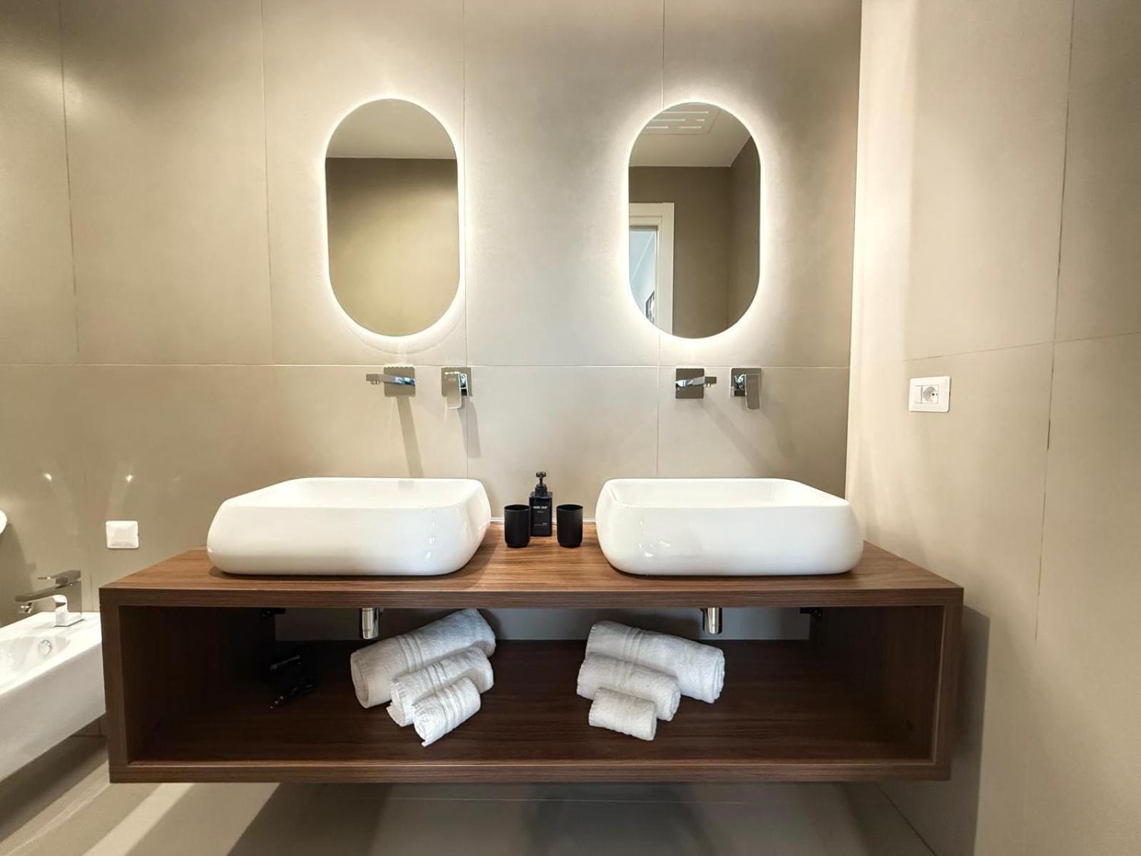 Luxury Apartment - Suite Cavour Bari Exterior foto